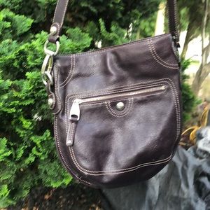 B Makowlski cross body